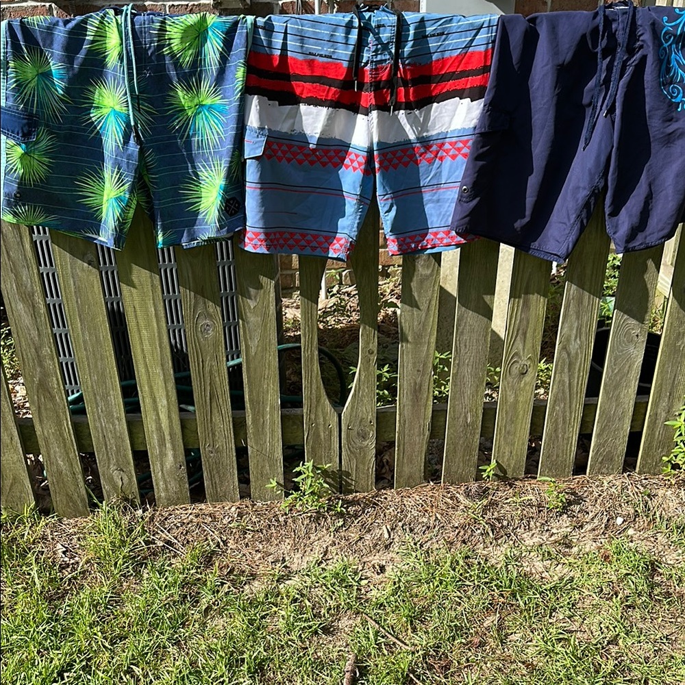 BOARD SHORT BUNDLE•Maui and Sons:B-Split:George•Size 36 - Picture 13 of 16